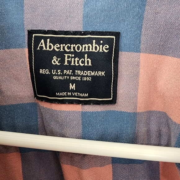 Abercrombie&Fitch Pink/Blue Plaid Shirt~ MED - Picture 3 of 3